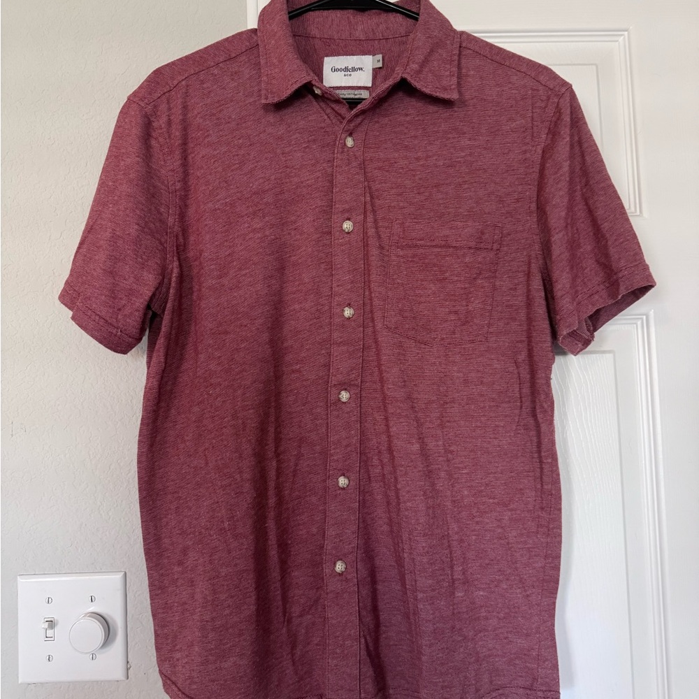 Goodfellow & Co Men's Red Short Sleeve Shirt
